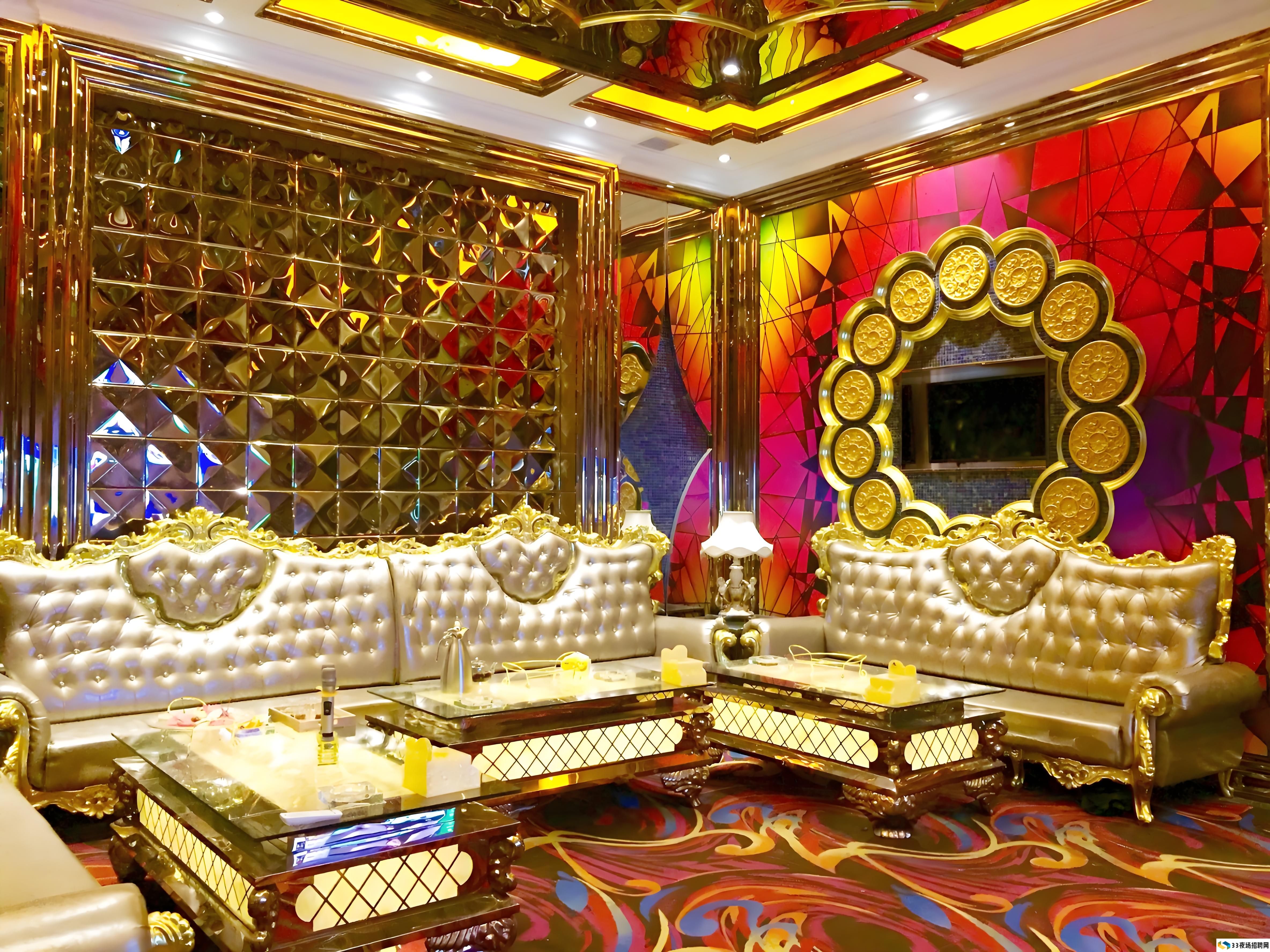 走近武汉夜场：揭秘女性服务员的高薪机遇