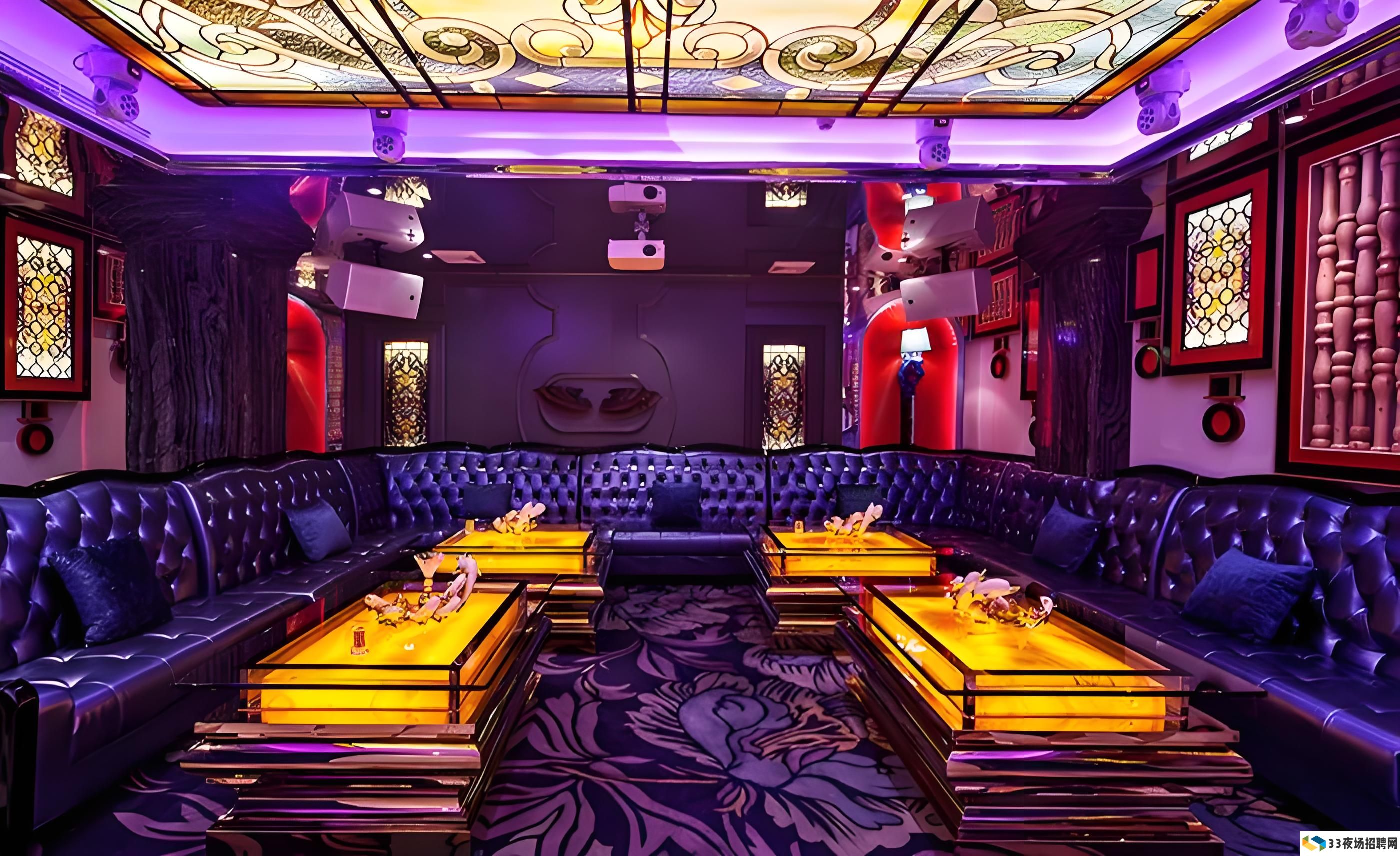 光谷夜幕下的潮流电音酒吧&mdash;&mdash;年轻人的聚集地